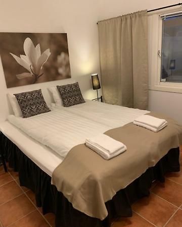 Maelaroe Hotell Экерё Экстерьер фото